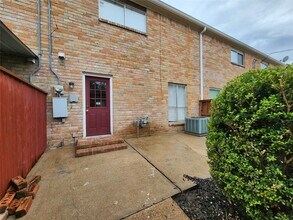 8848 Kempwood Dr in Houston, TX - Building Photo - Building Photo