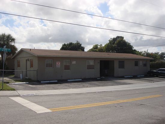 8 Unit Courtyard Buillding