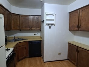 13 Timber Ln in Vernon Hills, IL - Building Photo - Building Photo