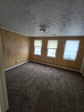 112 Kent St, Unit 1 in Portland, MI - Building Photo - Building Photo