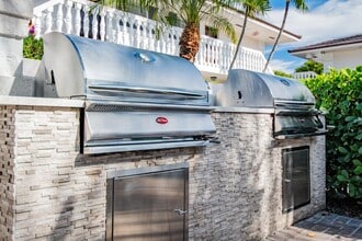 Legacy at Dadeland in Miami, FL - Building Photo - Building Photo