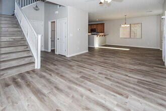 613 Ryan Peak Ln in Henderson, NV - Foto de edificio - Building Photo