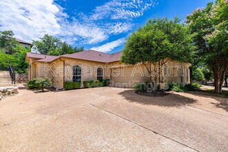 1305 Delsie Dr in Lakeway, TX - Building Photo - Building Photo