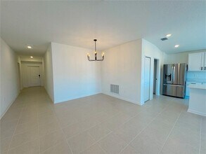 1922 Sarah Street in Winter Haven, FL - Building Photo - Building Photo