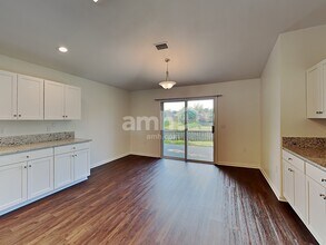 3071 Bent Bow Ln in Middleburg, FL - Building Photo - Building Photo
