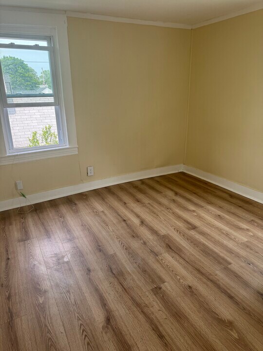 40 Ashburne St, Unit 2 in Pawtucket, RI - Foto de edificio