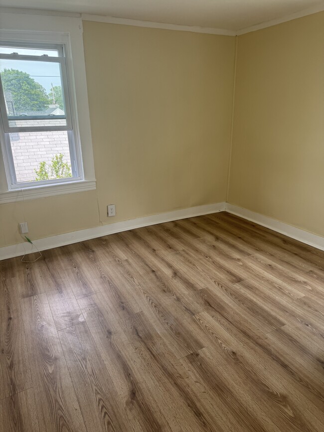 40 Ashburne St, Unit 2