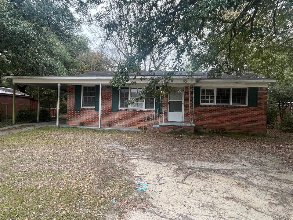 3060 Angus Dr N in Mobile, AL - Building Photo