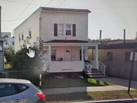 426 Tompkins St in Orange, NJ - Building Photo