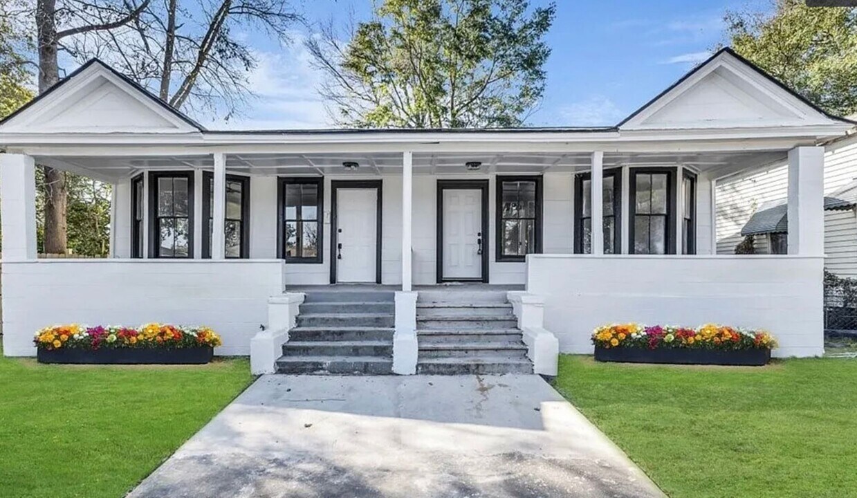 1317 E Anderson St in Savannah, GA - Building Photo