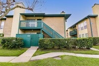1516 Bay Area Blvd photo'