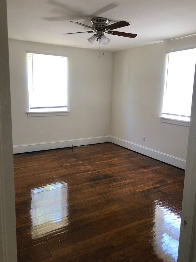 6022 Club Rd in Richmond, VA - Building Photo - Building Photo