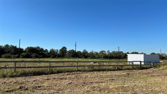 2887 FM 1093 in Wallis, TX - Building Photo - Building Photo