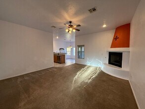 4238 Trillium Dr in Las Cruces, NM - Building Photo - Building Photo