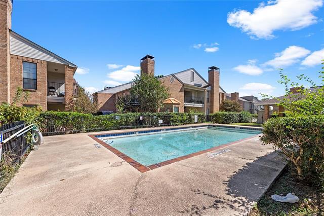 5806 Marvin Loving Dr in Garland, TX - Building Photo - Building Photo