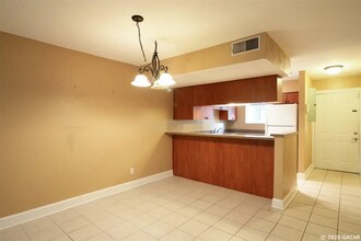 4411 SW 34th St, Unit 703 in Gainesville, FL - Building Photo - Building Photo