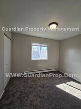 2426 County Rd I in Mounds View, MN - Building Photo - Building Photo