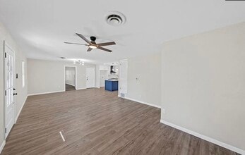 3000 Old Robinson Rd, Unit Old robinson in Waco, TX - Building Photo - Building Photo