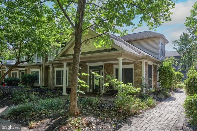 101 High Pointe Dr in Hummelstown, PA - Building Photo - Building Photo