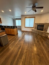 905 Saxon Way in Bozeman, MT - Foto de edificio - Building Photo