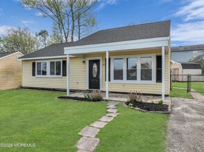 117 Schooner Ave in Barnegat Township, NJ - Building Photo - Building Photo