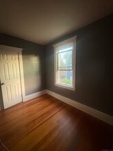 38 Orlando St in West Haven, CT - Foto de edificio - Building Photo