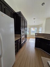 112 Timson Dr in Folsom, CA - Building Photo - Building Photo