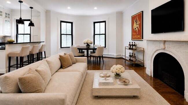 property at 32 Union Pk