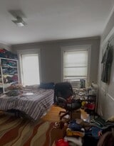 15 Alton Pl in Brookline, MA - Building Photo