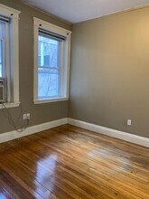1665 Commonwealth Ave, Unit 1 in Boston, MA - Foto de edificio - Building Photo