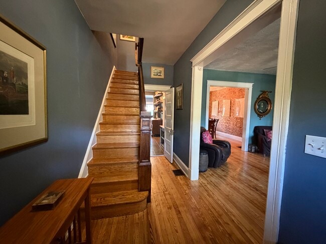 property at 1214 Neal St NE