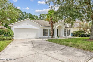 13735 Devan Lee Dr E in Jacksonville, FL - Building Photo