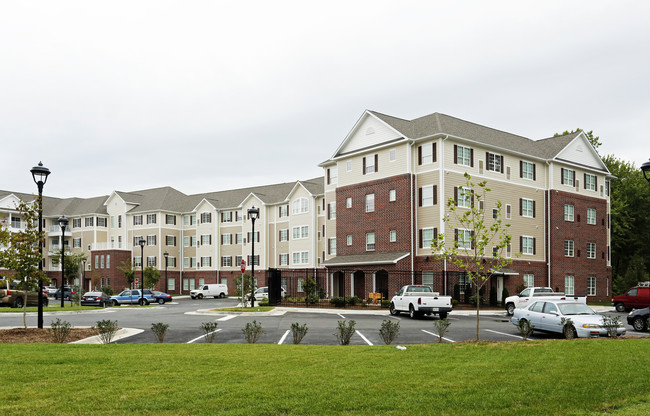 Harmony at Harbour View in Suffolk, VA - Foto de edificio - Building Photo