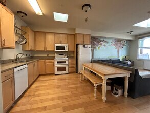 190 Walnut Ave, Unit 303 in Santa Cruz, CA - Building Photo - Building Photo