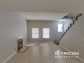 855 Schooner Dr in Henderson, NV - Building Photo - Building Photo