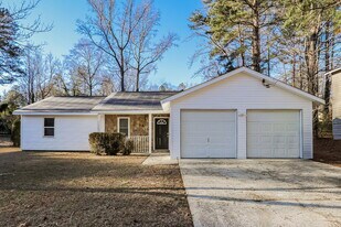 266 Montego Cir, Unit 0107106 in Riverdale, GA - Building Photo