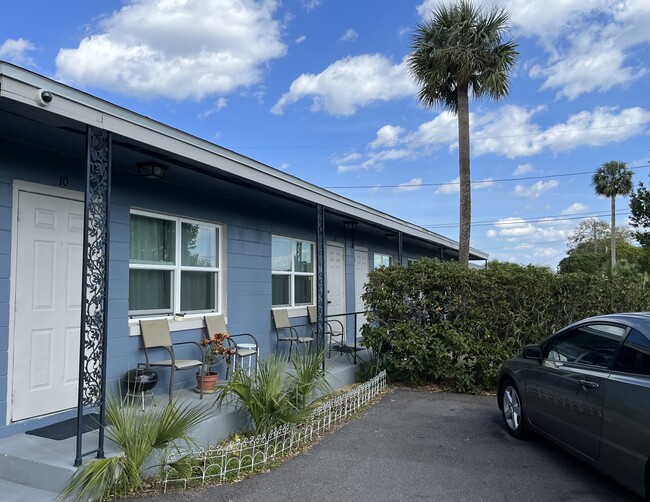 Tavadora Apartments in Tavares, FL - Foto de edificio - Building Photo