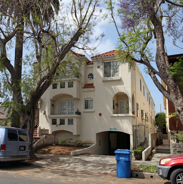 1751 Barry Ave in Los Angeles, CA - Building Photo