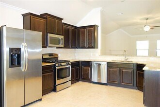 3745 Bainbridge St in Round Rock, TX - Building Photo - Building Photo