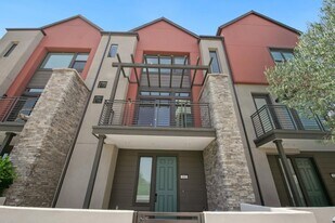 132 Keeper in Irvine, CA - Building Photo