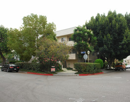 10622 KINNARD AV Apartments