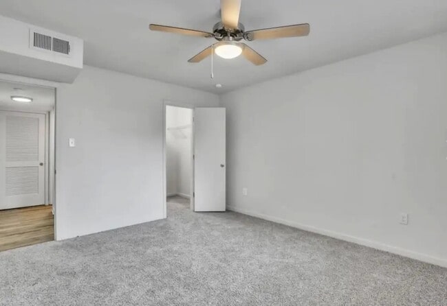 property at 1401 Longcreek Dr