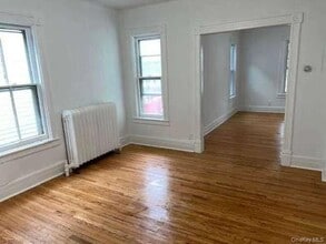3 Allen Pl in Poughkeepsie, NY - Building Photo - Building Photo