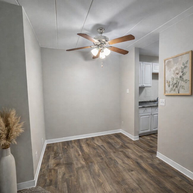 North Bend Apartments in Cincinnati, OH - Building Photo - Building Photo