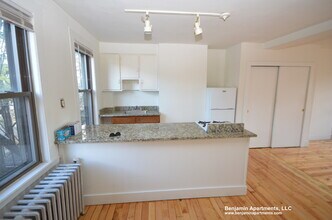 39 Beacon St in Chelsea, MA - Foto de edificio - Building Photo