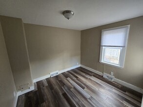 857 9th St in Beloit, WI - Building Photo - Building Photo