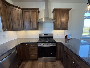 82 Horseshoe Lp in Bozeman, MT - Building Photo - Building Photo