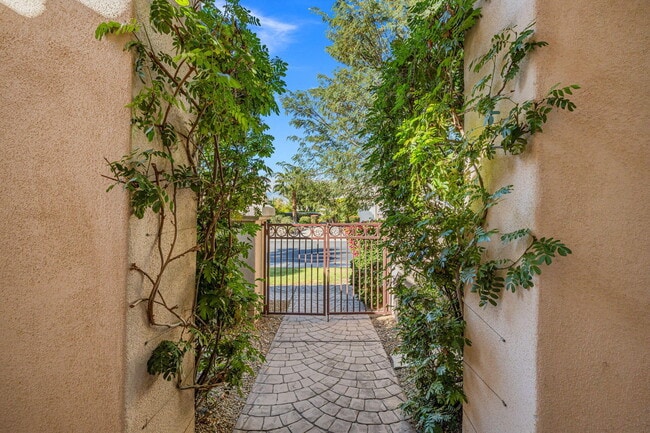 35114 Rosemont Dr in Palm Desert, CA - Building Photo - Building Photo