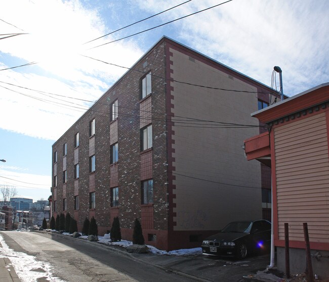 54 Rose Park in Stamford, CT - Foto de edificio - Building Photo