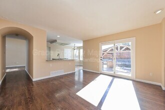 19402 E Hamilton Pl in Aurora, CO - Building Photo - Building Photo